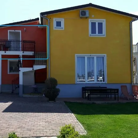 Radmani Apartment