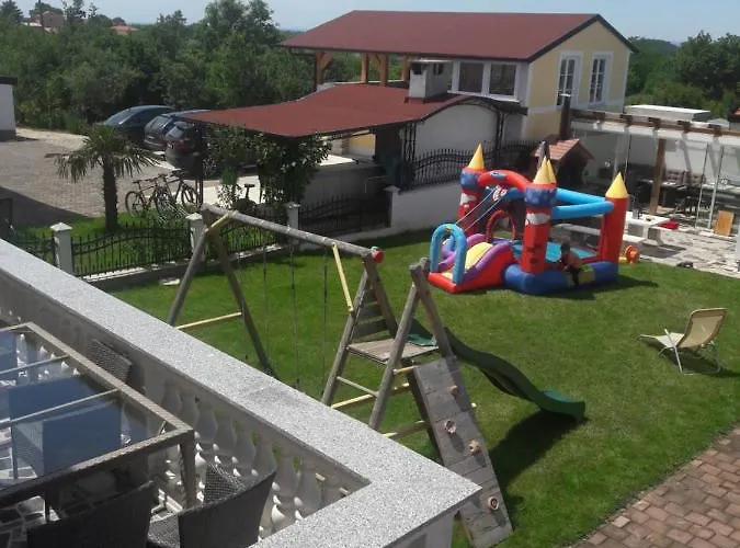 Radmani Apartament *