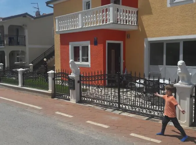 Apartament Radmani *